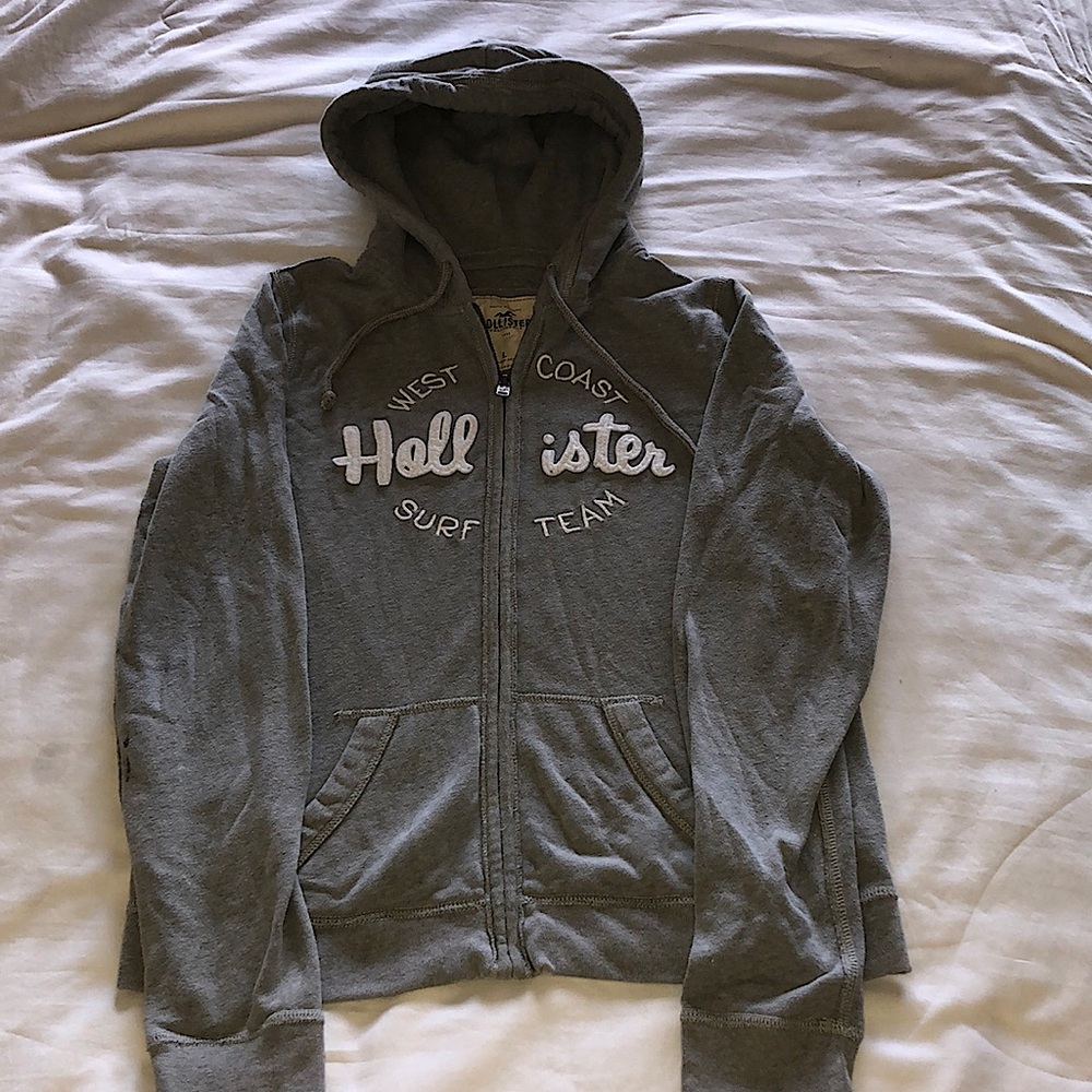 Gray Hollister sweater Size L